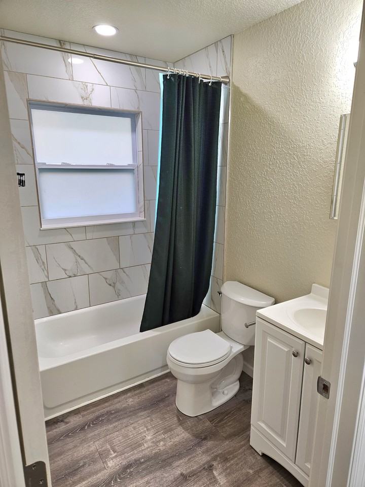 105 Lagrange Ave #NA - Photo 3 of 10