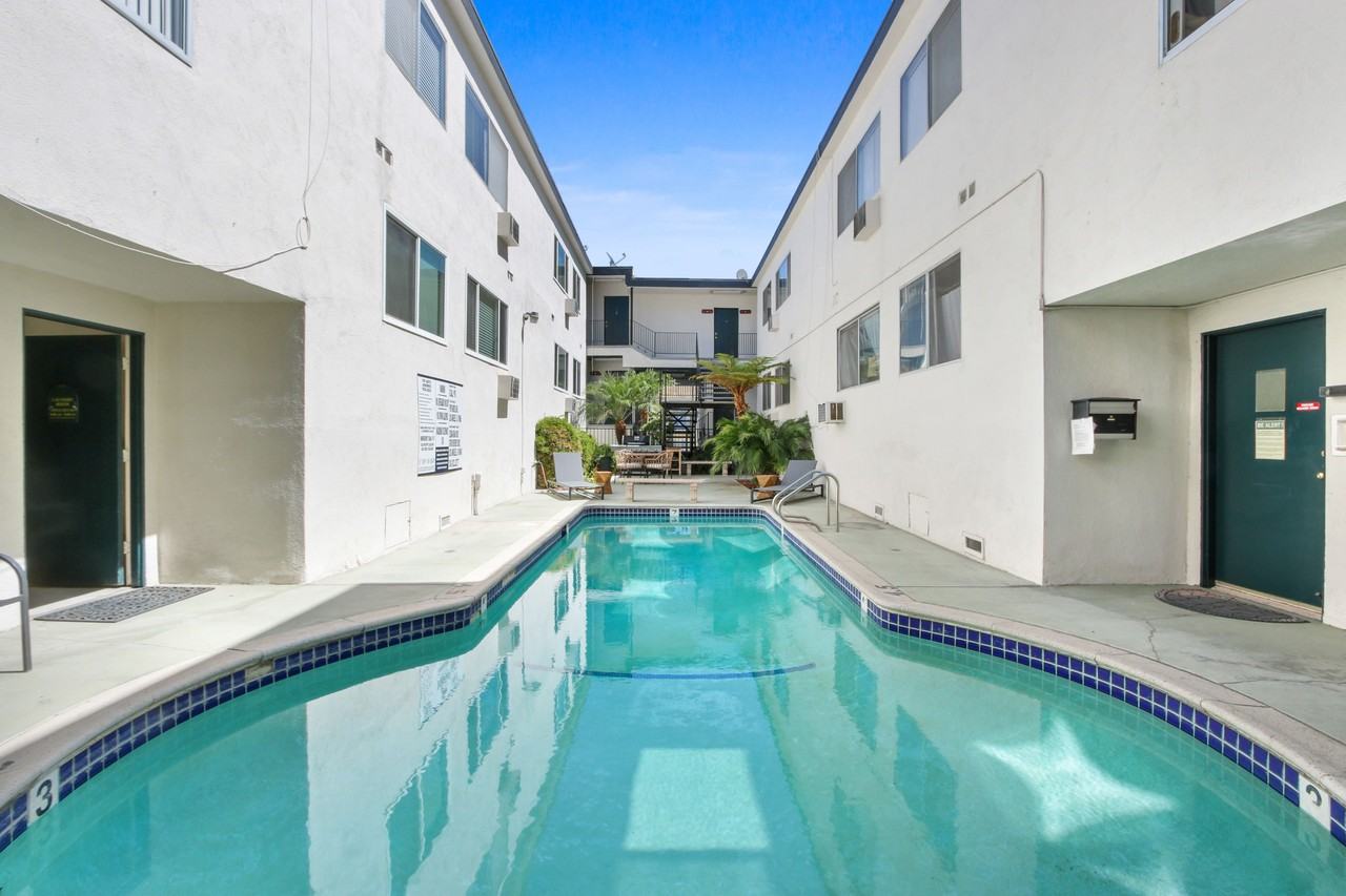 1937-1939 Argyle - Photo 3 of 4