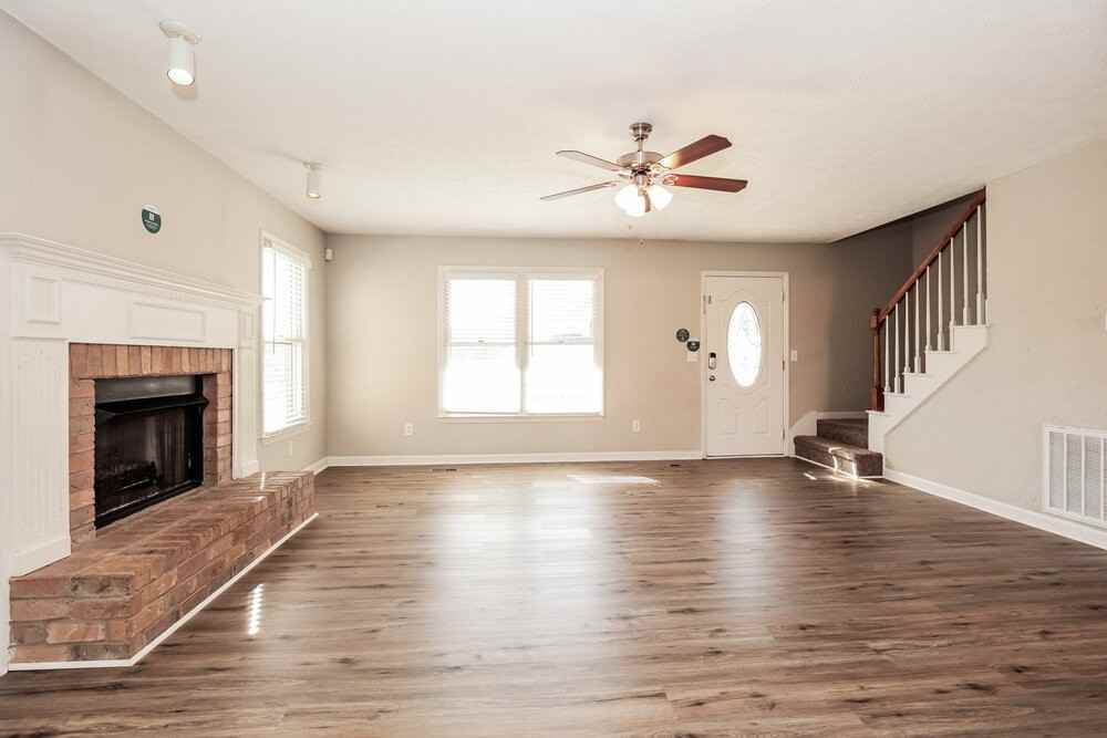 1818 Pennington Dr - Photo 6 of 20
