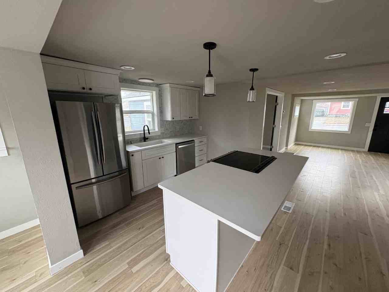 6015 N Monroe St - Photo 3 of 8