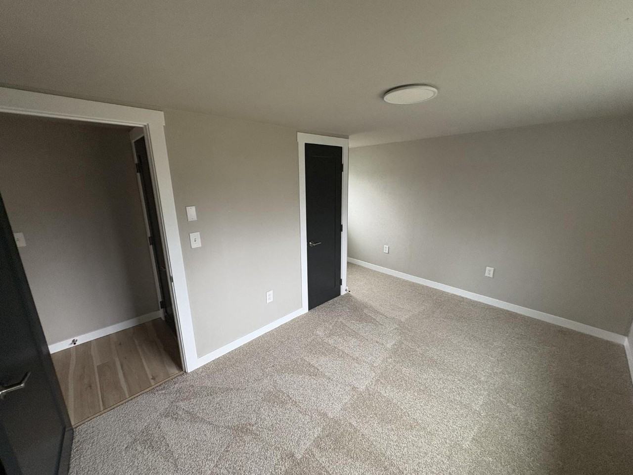 6015 N Monroe St - Photo 6 of 8