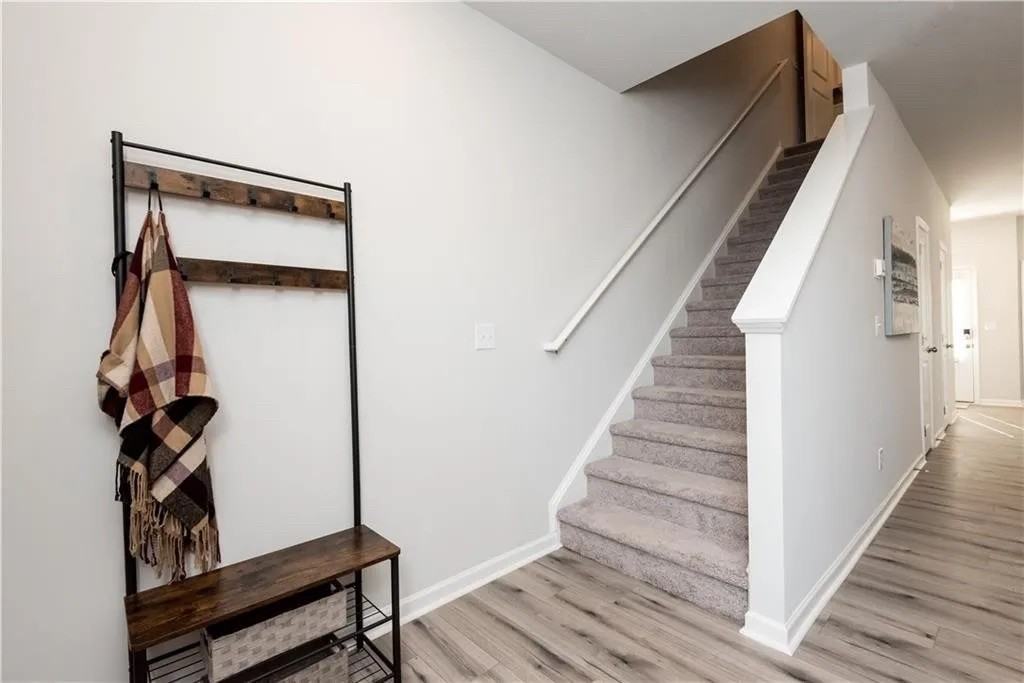 4325 Shaffer Ct - Photo 6 of 36