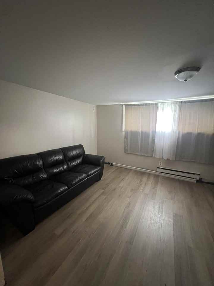 1309 Avenue S - 3 - Photo 2 of 4