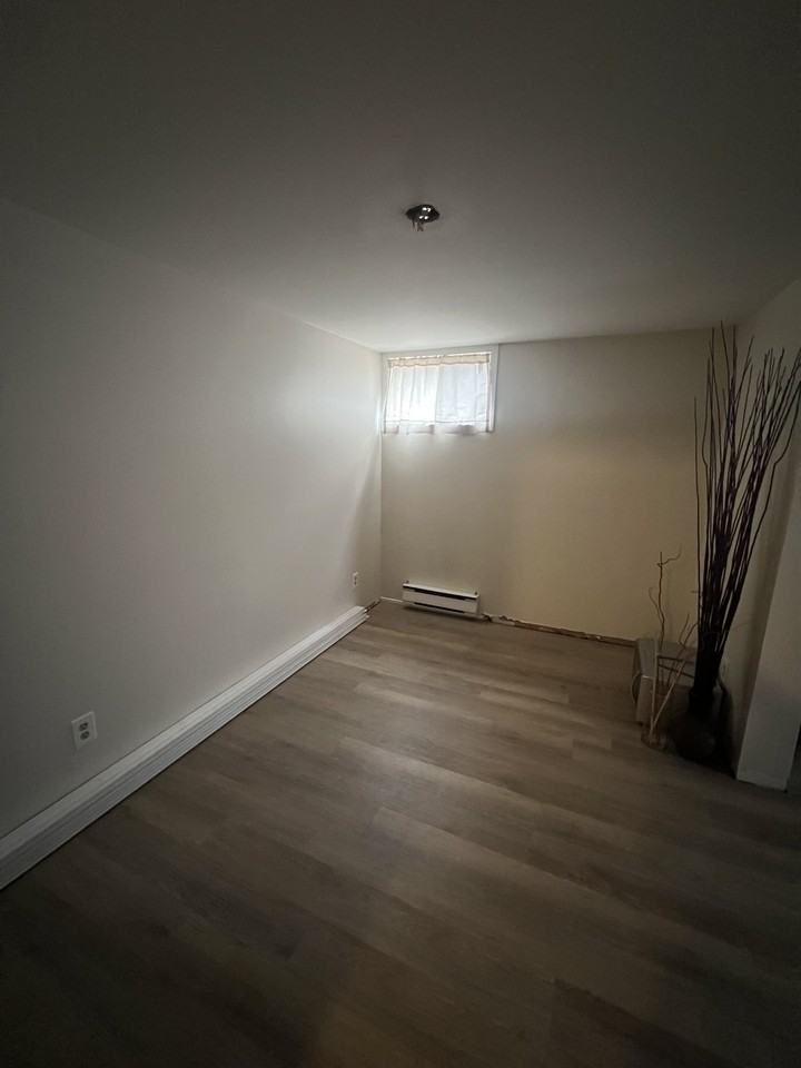 1309 Avenue S - 3 - Photo 4 of 4