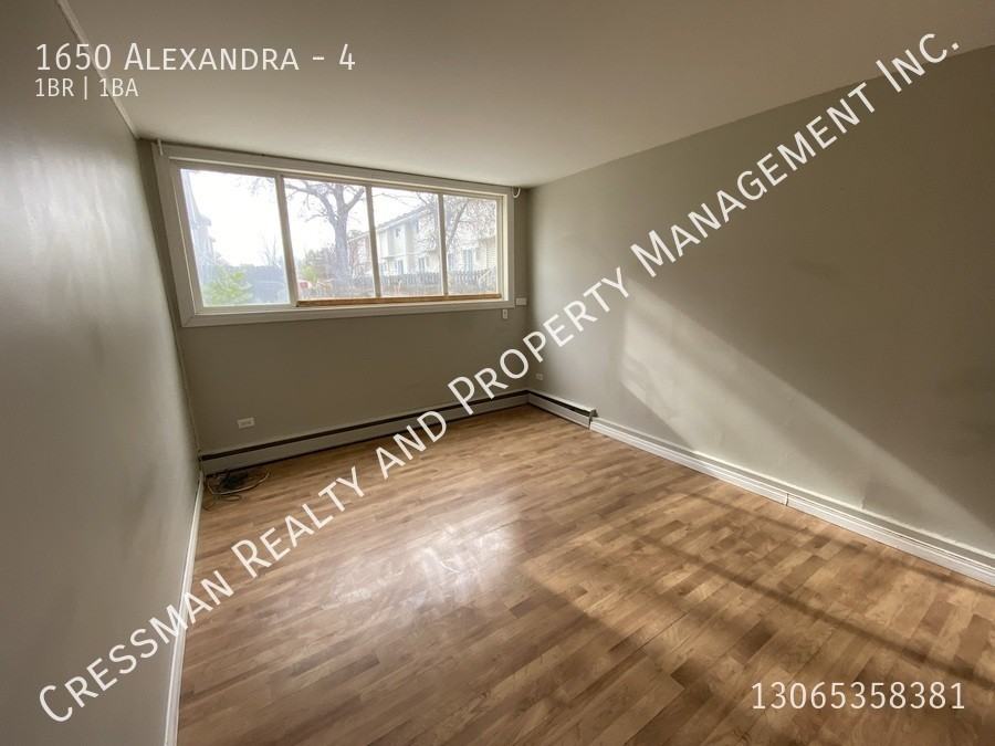 1650 Alexandra - Photo 2 of 6