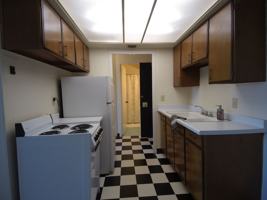 featured image of 2233 N Summit Ave