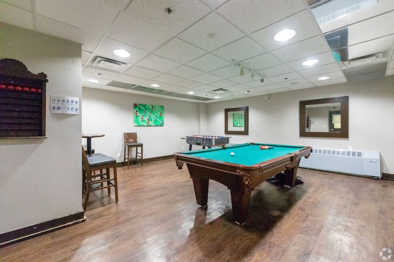 Richmond Place - Photo 3 of 50