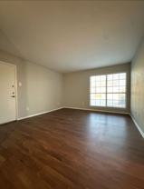 1002  Edmonds Ln - Photo 1 of 1