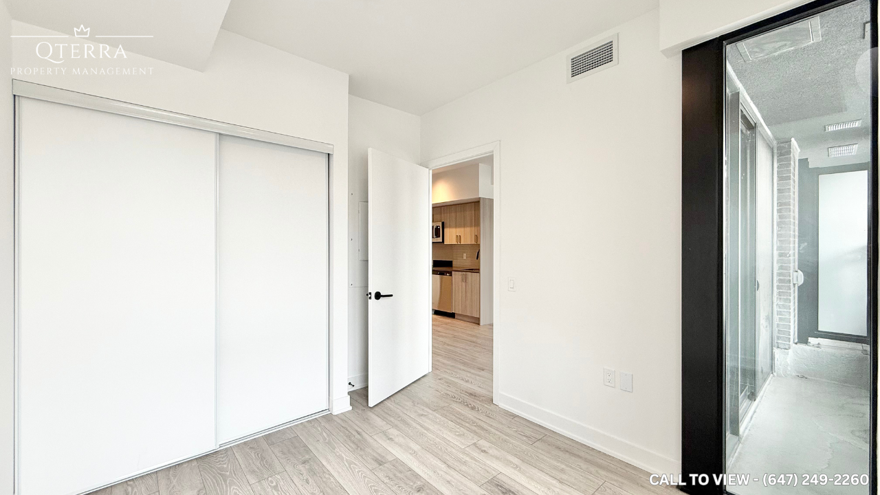 990 Bloor St W - Photo 6 of 9