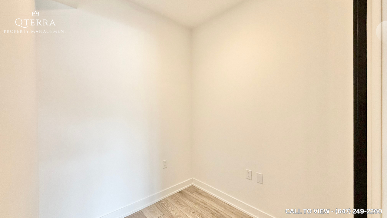 990 Bloor St W - Photo 7 of 9