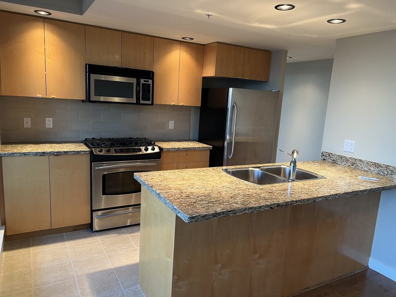 6233 Katsura Street - Photo 4 of 11