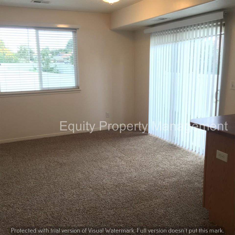 7034 S 300 E #1 - Photo 5 of 20