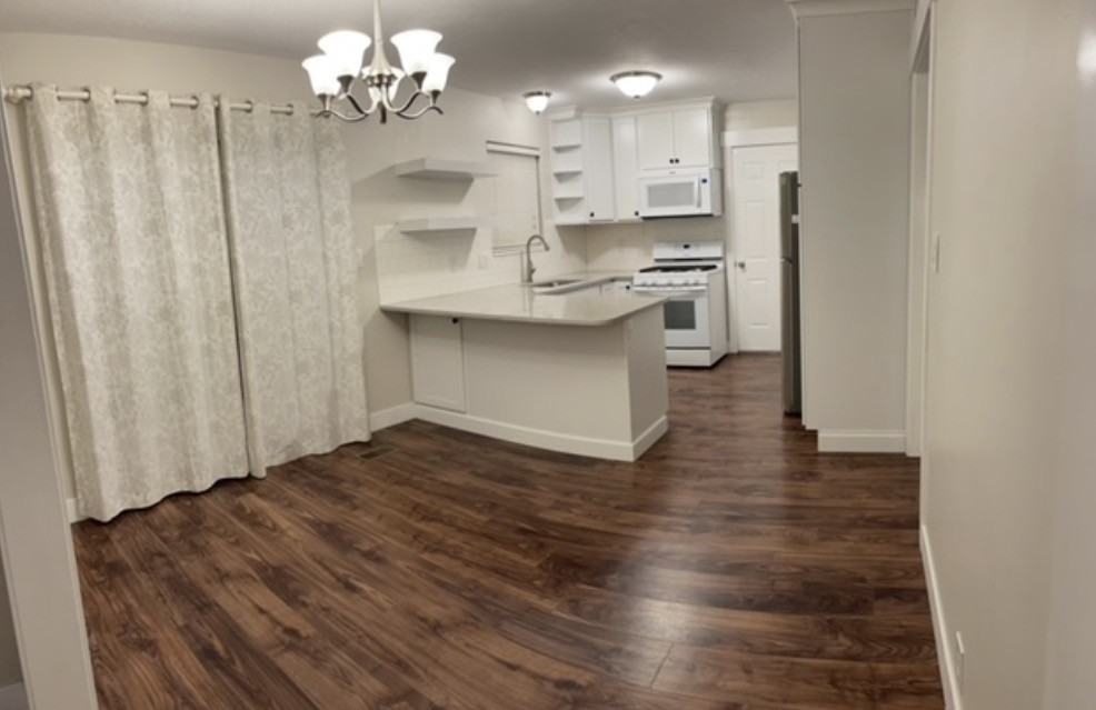 43 W 1530 S #1 - Photo 4 of 20