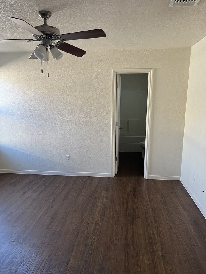 221 Gibson St #A - Photo 6 of 17