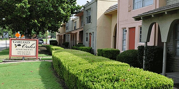 Garland Oaks - Photo 4 of 34