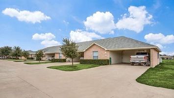 featured image of 885 E Ovilla Rd