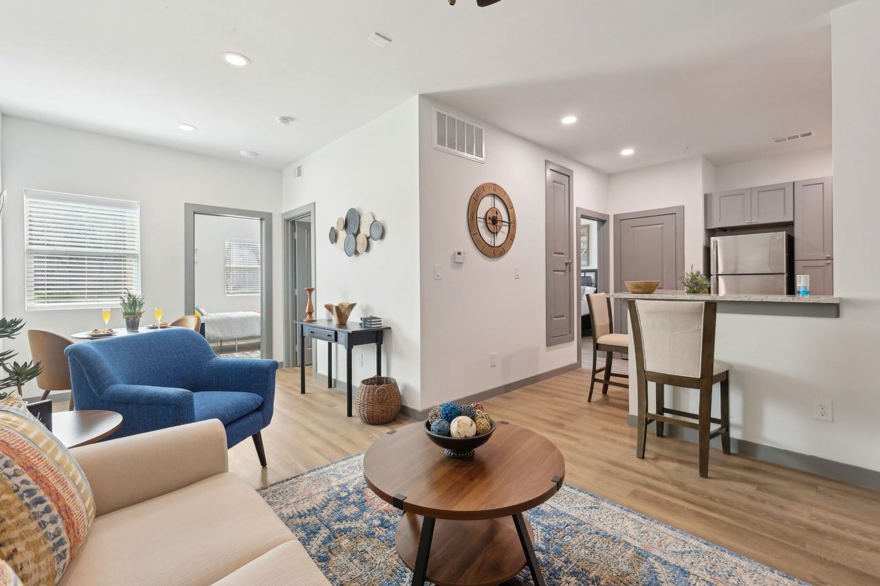 The Vues Apartments - Photo 6 of 41