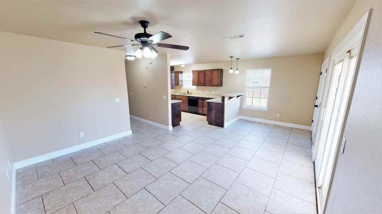 Meadowlands Drive. - Photo 7 of 40