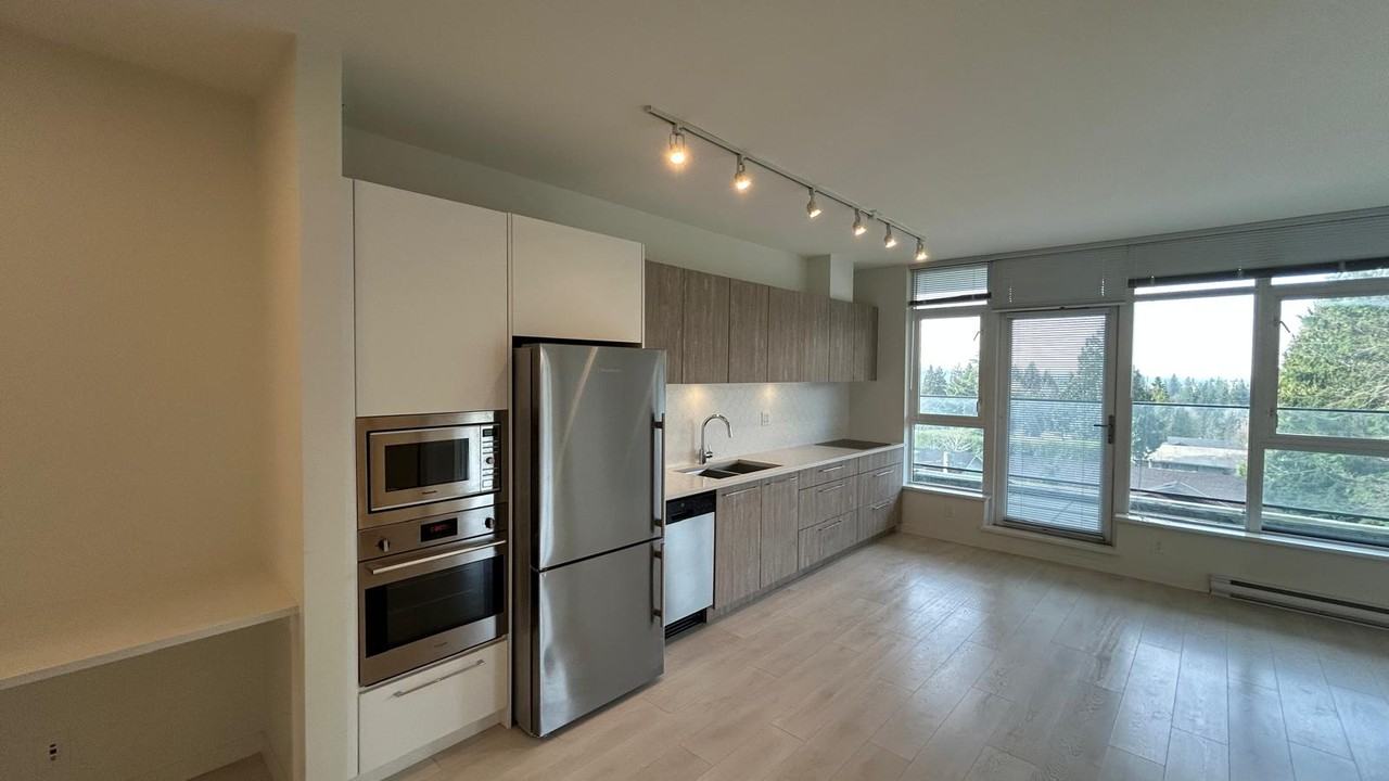 691 North Road #2XX - Photo 2 of 28