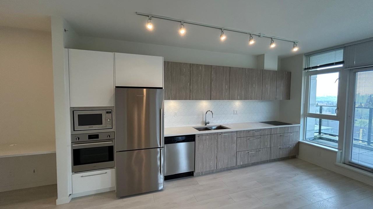 691 North Road #2XX - Photo 5 of 28