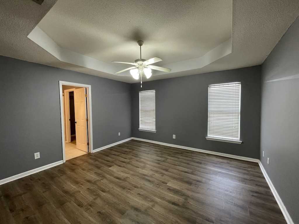 1639 Fresno St #1 - Photo 5 of 11