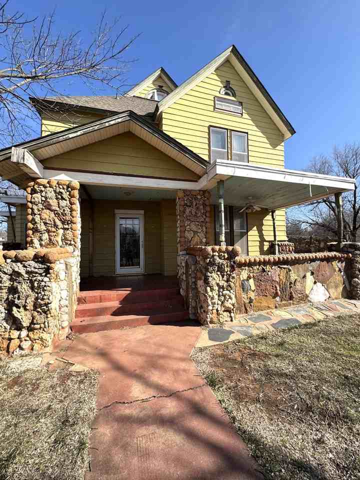 624 N Wentz St #1 - Photo 2 of 48