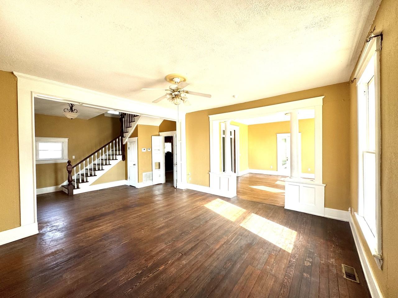 624 N Wentz St #1 - Photo 5 of 48