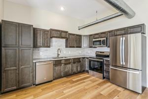 featured image of 212 S Greenwood St