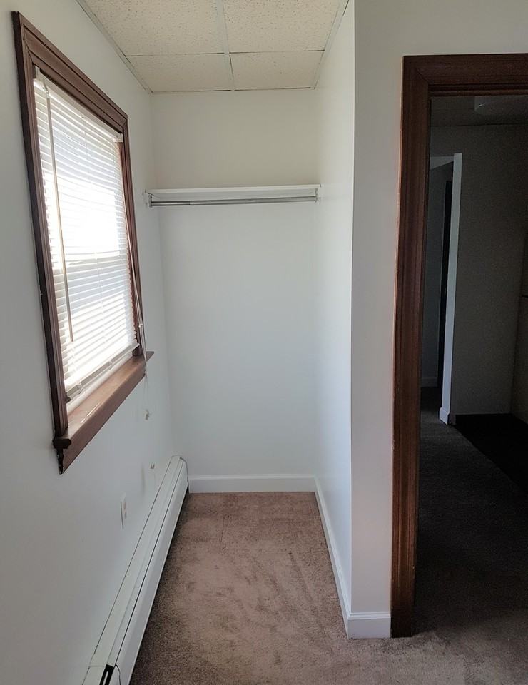 320w8th - Photo 7 of 33