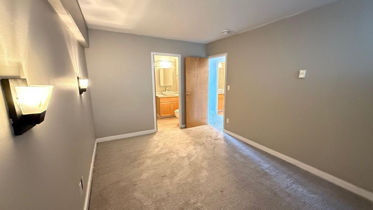 235 Broadway #260 - Photo 7 of 22