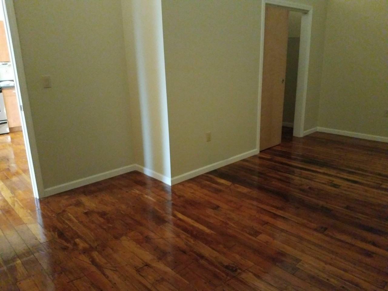 Lofts at Wamsutta Place - Photo 4 of 31