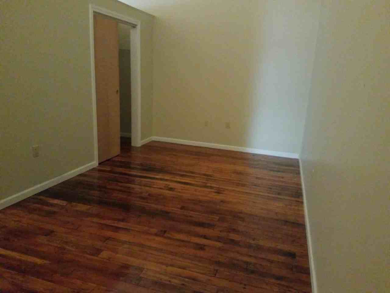 Lofts at Wamsutta Place - Photo 5 of 31