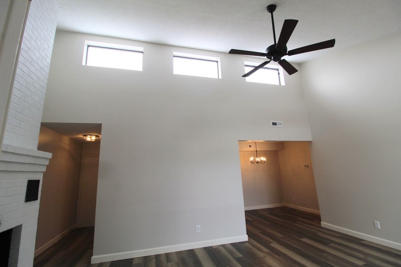 1116 Blue Ridge Dr - Photo 6 of 21