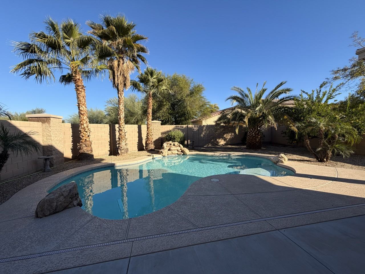 4768 North Village Parkway - Photo 4 of 25