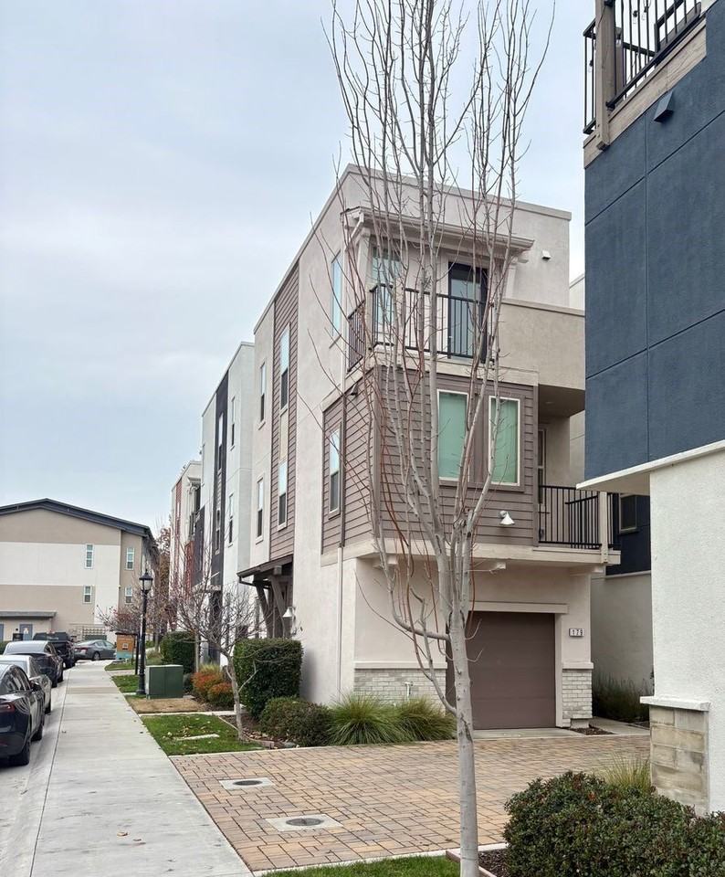 179 Log Pond Ln - Photo 2 of 35