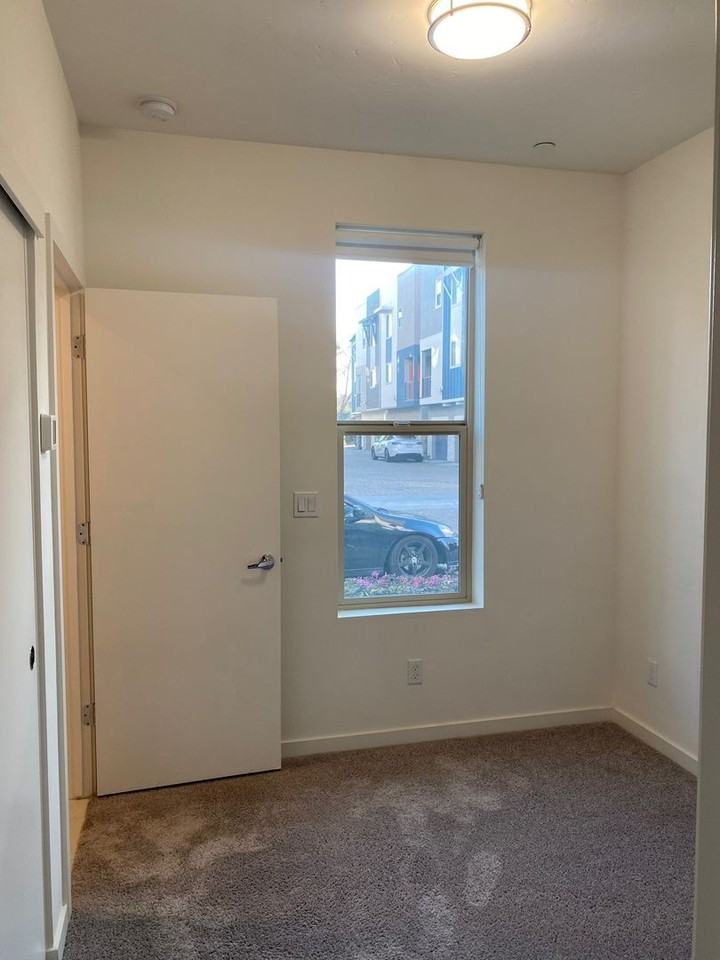 179 Log Pond Ln - Photo 4 of 35