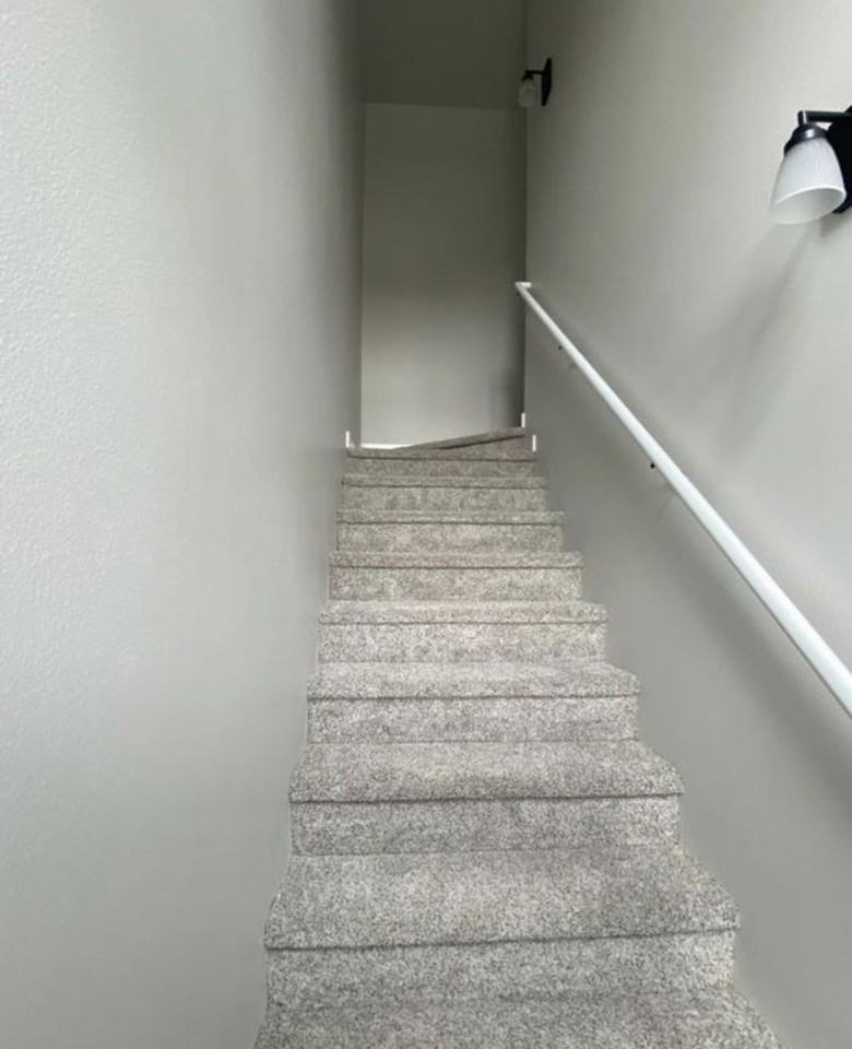 612 Telegraph Rd - Photo 6 of 22