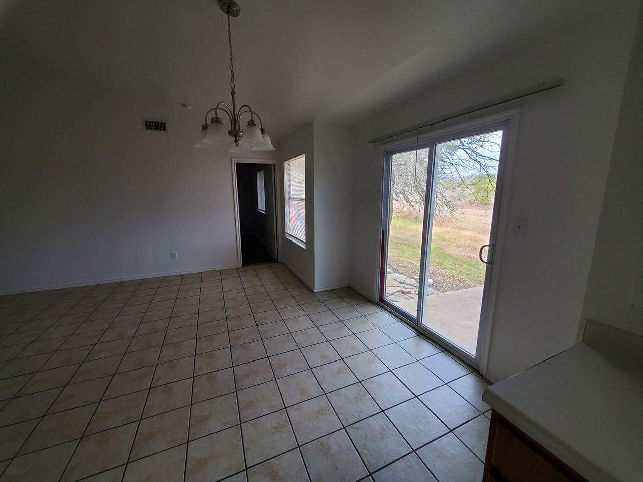 7209 Ritchie Dr - Photo 5 of 33