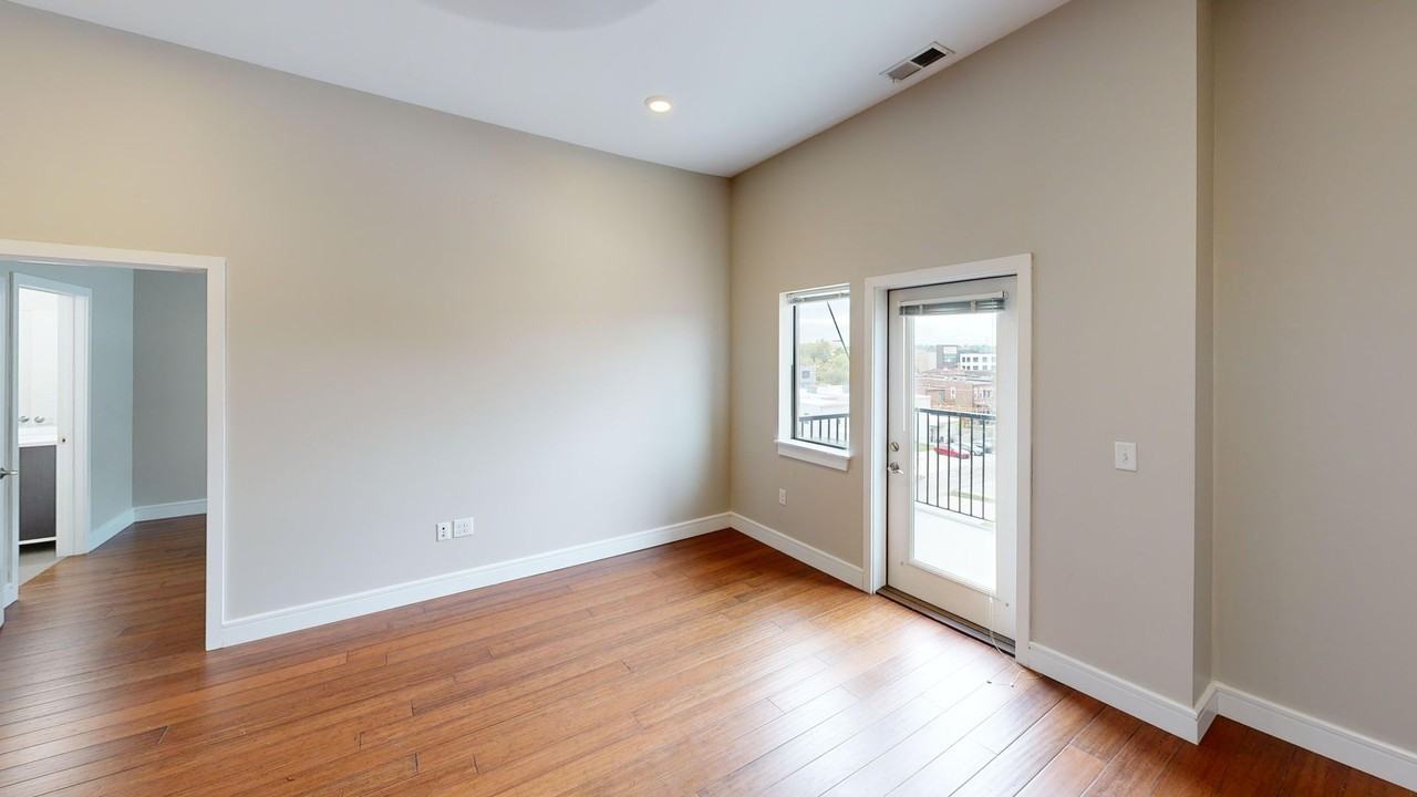 Gateway Lofts - Photo 4 of 36