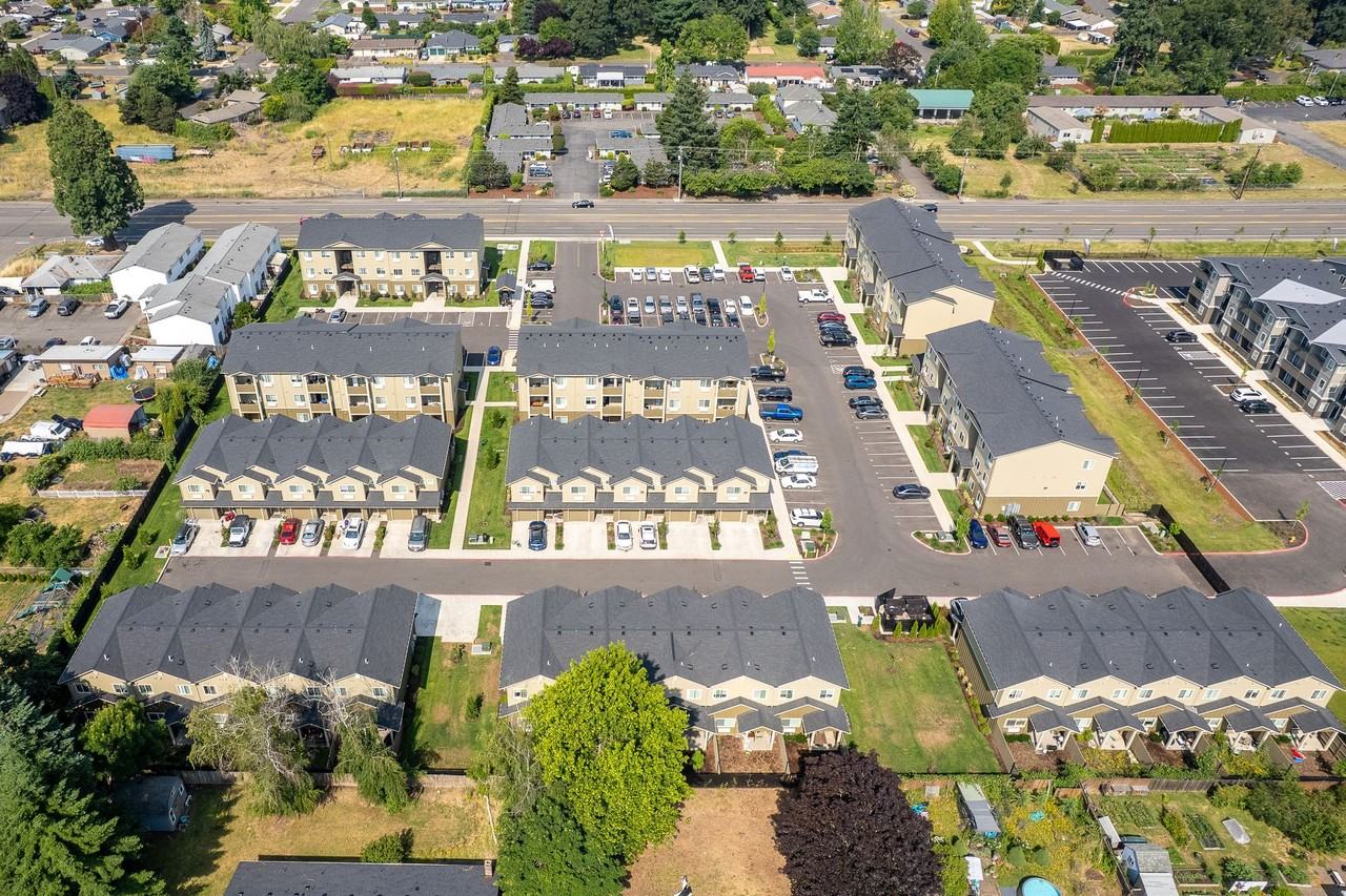 Autumn Woods Apartments - Photo 7 of 7