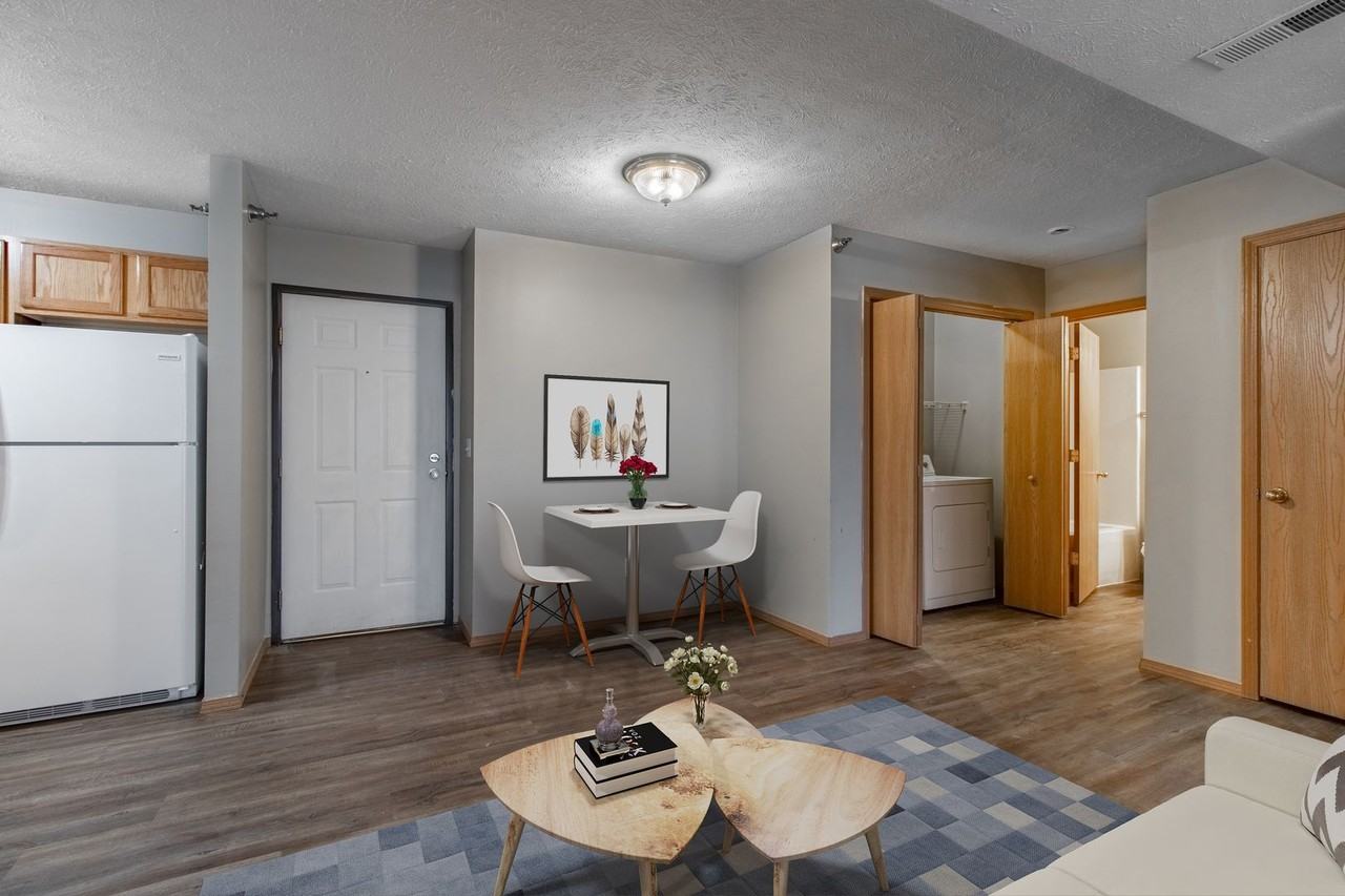 102 Donnie Drive - Photo 4 of 38