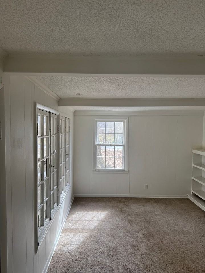 3601 Hendricks Ave - Photo 4 of 11