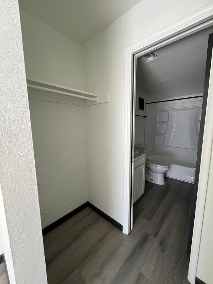 60 On Roger Apartments - Photo 6 of 8