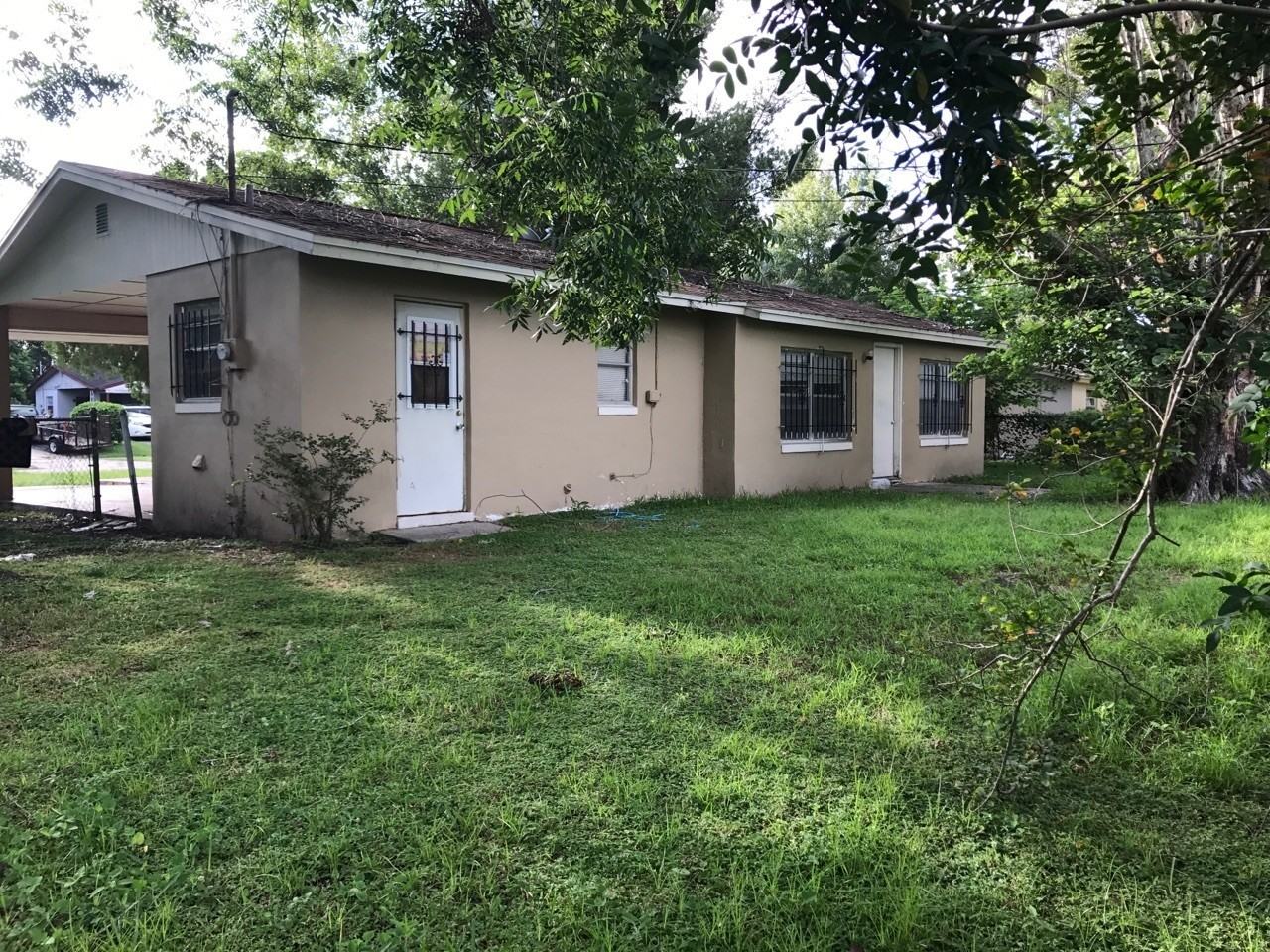 1822 Horne Ave - Photo 2 of 10