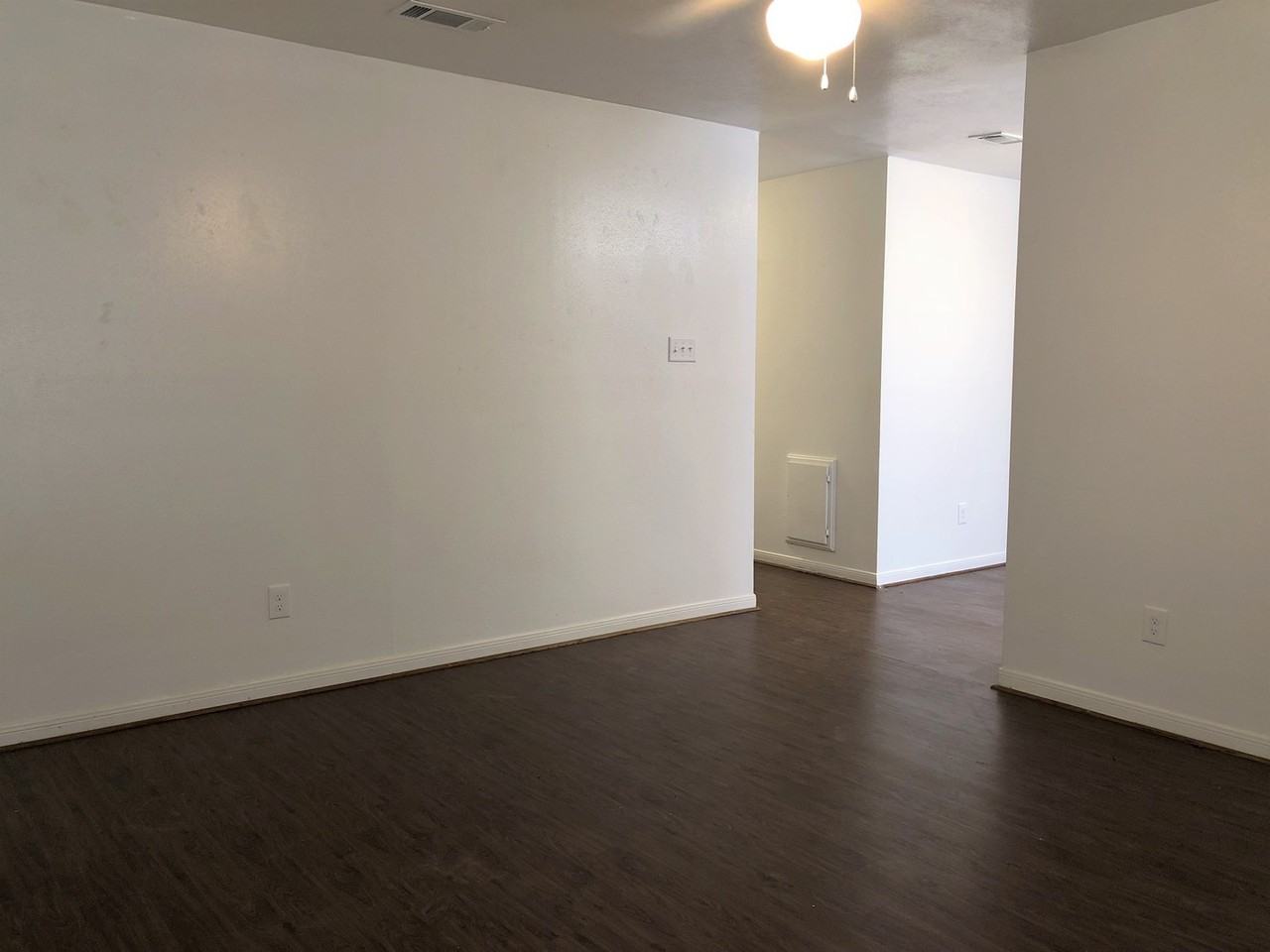 3602B Mahan St - Photo 4 of 7