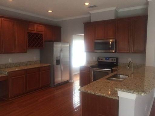 831 Oak Chase Dr - Photo 7 of 29