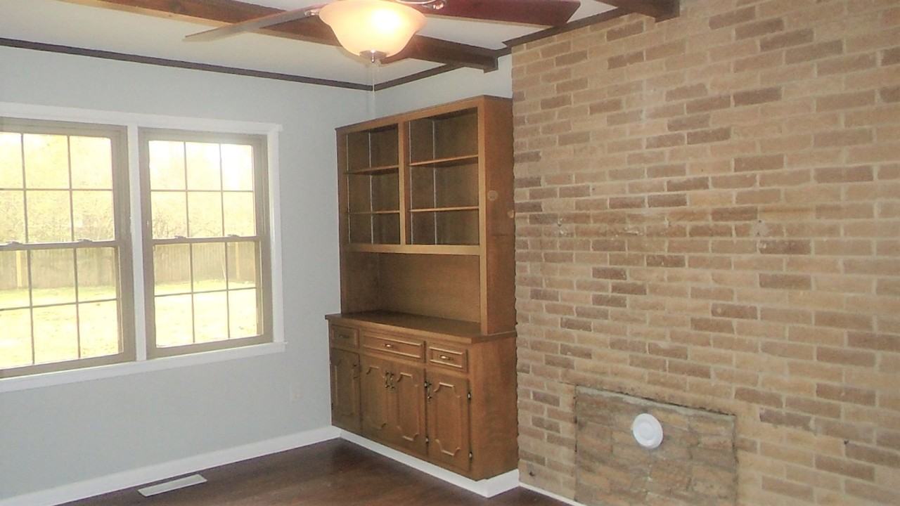 1610 3rd Ave Sw - Photo 5 of 19