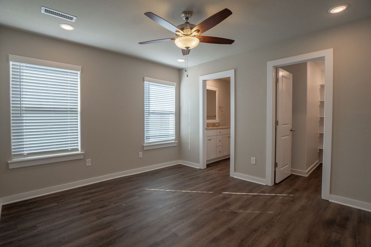 329 N Mojave St - Photo 7 of 18