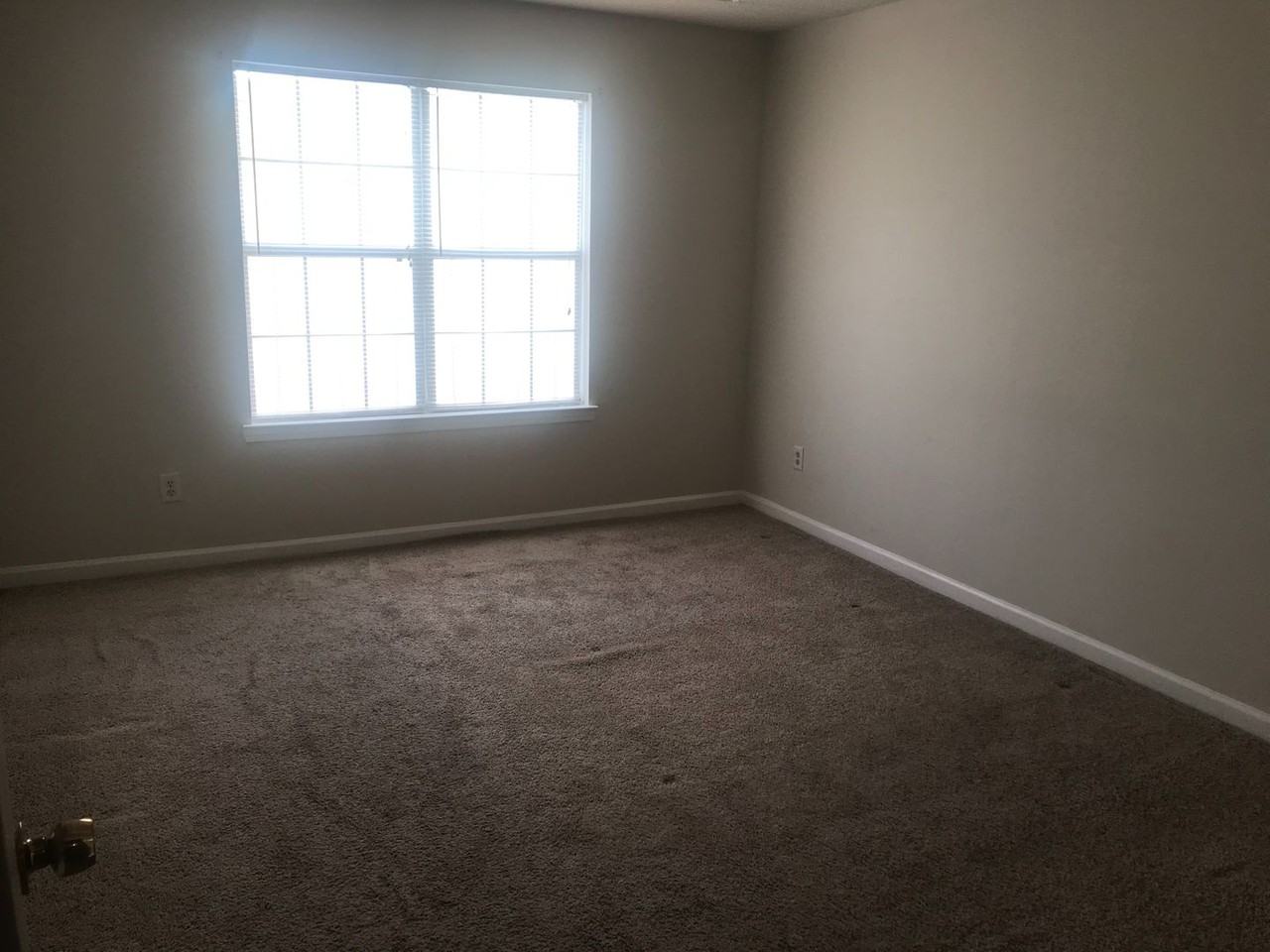 2536 Lancewood Ln - Photo 5 of 11