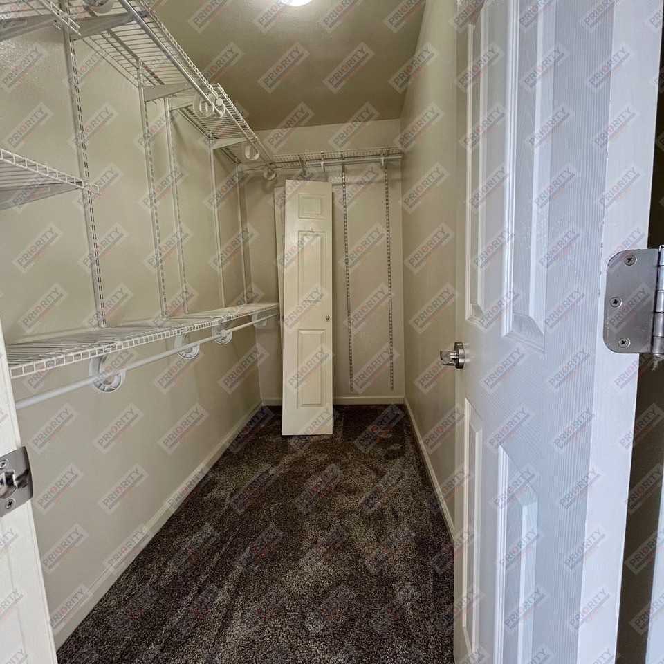 1209 Sioux Ave - Photo 7 of 16